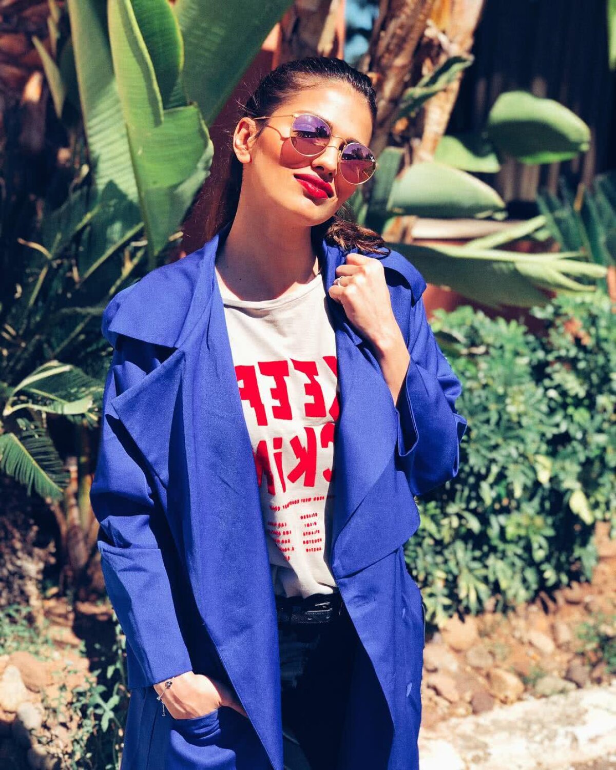 FOTO Amenințată cu moartea de fanii lui Real » Ea e acuzată că lasă fără vlagă o vedetă a "galacticilor"!