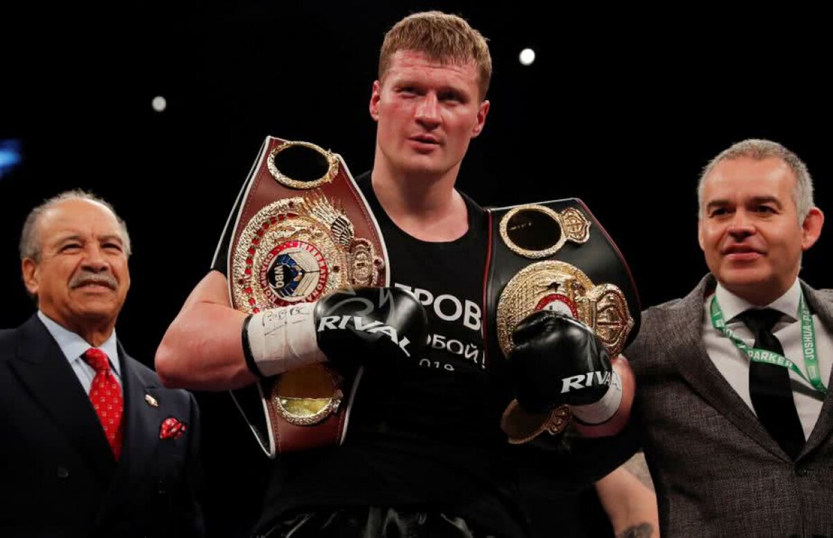 VIDEO + FOTO » KO devastator reușit de Povetkin! Adversarul a avut nevoie de ingrijiri medicale