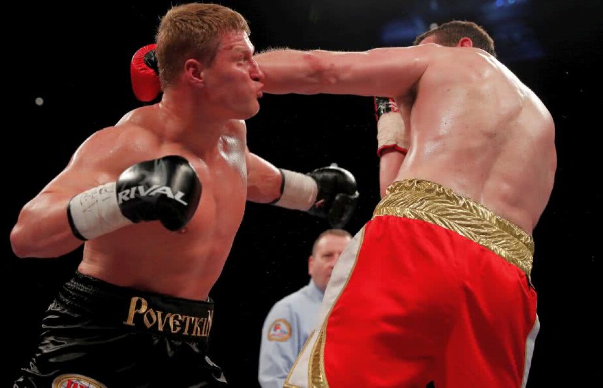 VIDEO + FOTO » KO devastator reușit de Povetkin! Adversarul a avut nevoie de ingrijiri medicale
