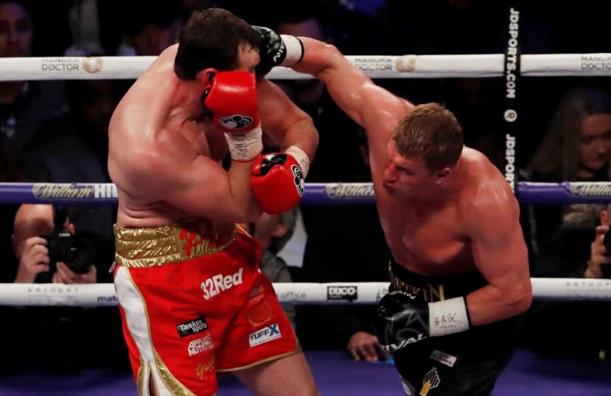 VIDEO + FOTO » KO devastator reușit de Povetkin! Adversarul a avut nevoie de ingrijiri medicale