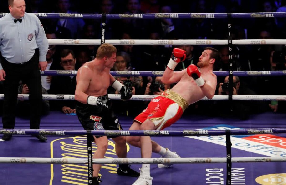 VIDEO + FOTO » KO devastator reușit de Povetkin! Adversarul a avut nevoie de ingrijiri medicale