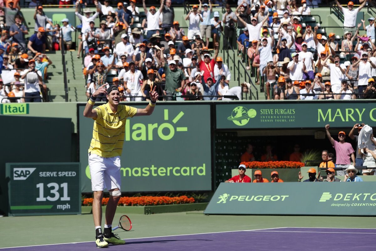 GALERIE FOTO John Isner revine spectaculos în fața lui Zverev și câștigă cel mai important titlu din carieră