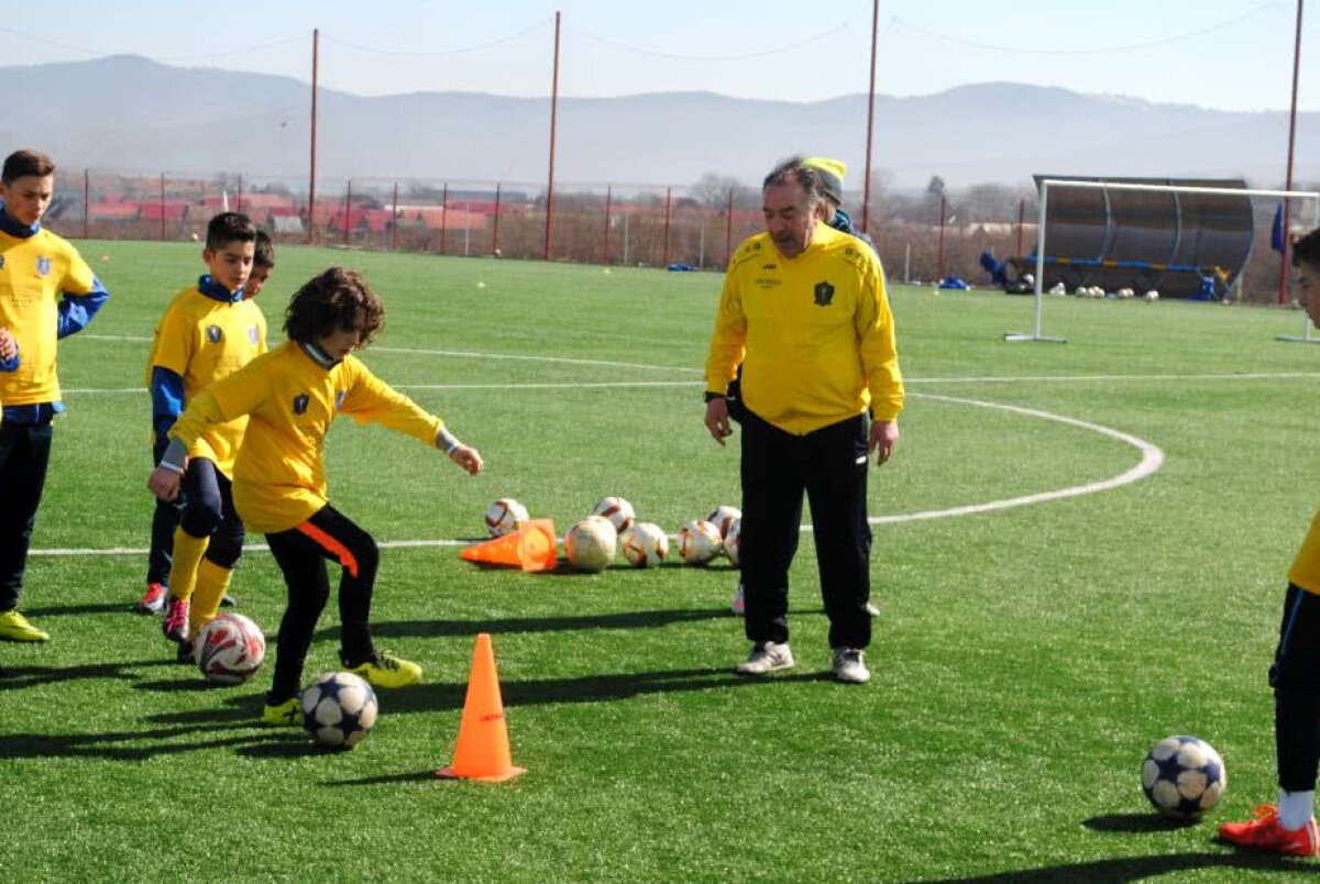 FOTO Colaborare inedită între un club din România și școala de fotbal a lui Marcel Răducanu