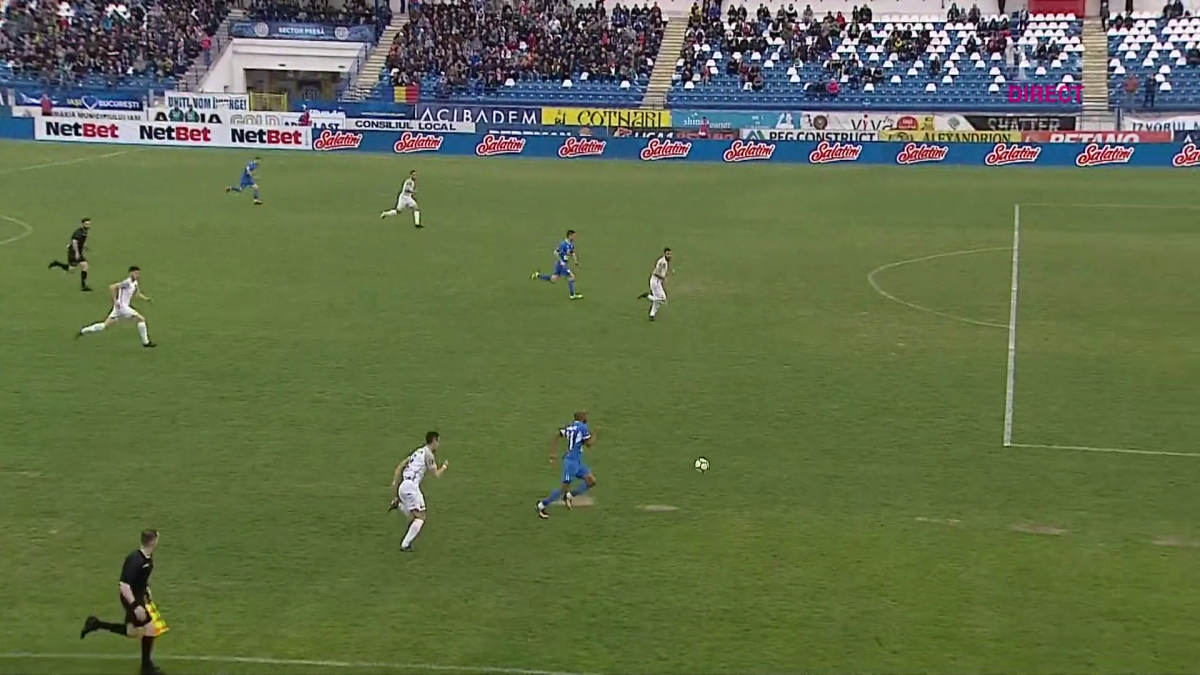 FOTO Ratare uriașă în meciul dintre Poli Iași și Viitorul » N-a nimerit poarta din câțiva metri