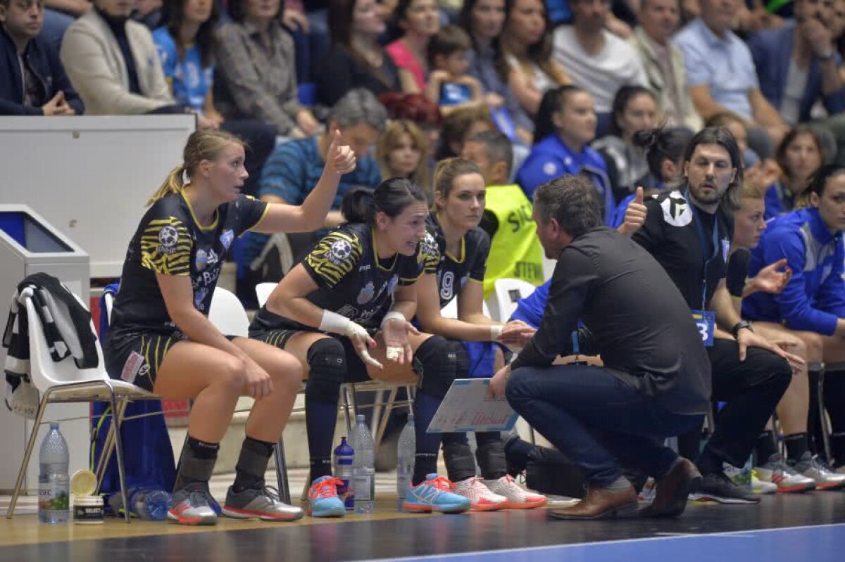 FOTO Magie pe semicerc! CSM București a făcut INSTRUCȚIE cu Metz și e ca și calificată în Final Four