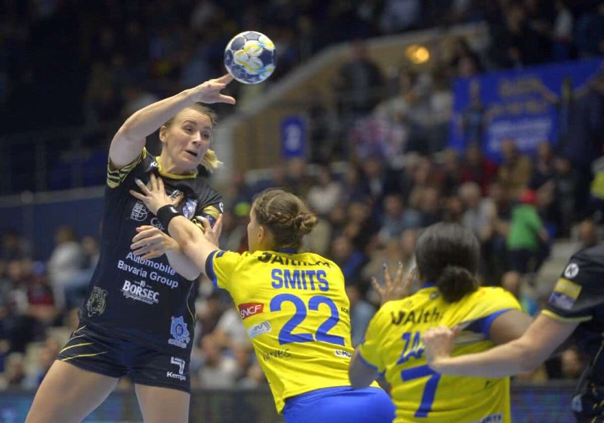 FOTO Magie pe semicerc! CSM București a făcut INSTRUCȚIE cu Metz și e ca și calificată în Final Four