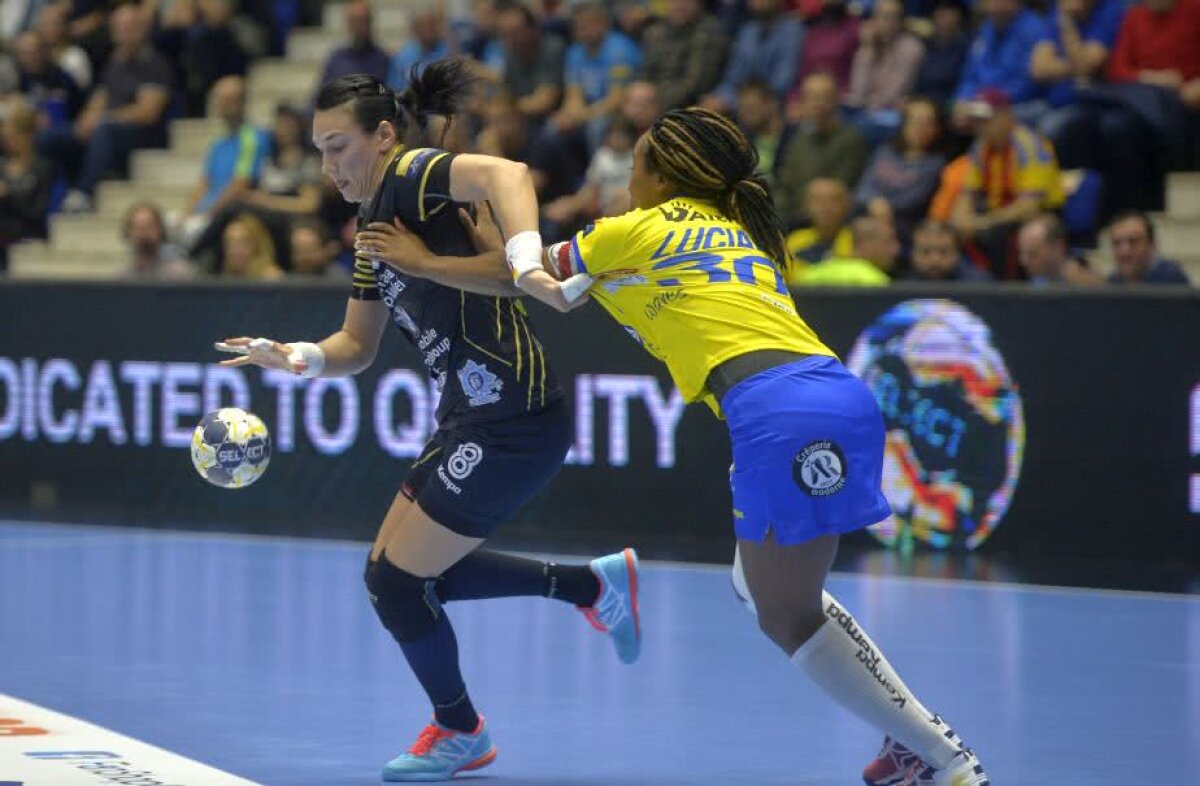 FOTO Magie pe semicerc! CSM București a făcut INSTRUCȚIE cu Metz și e ca și calificată în Final Four