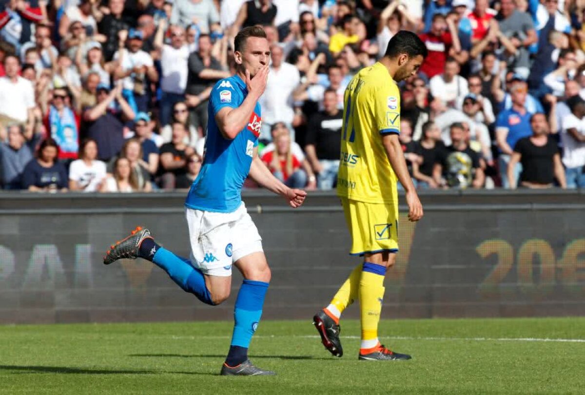 VIDEO+FOTO Napoli câștigă dramatic, cu două goluri după minutul 89, și păstrează lupta la titlu deschisă