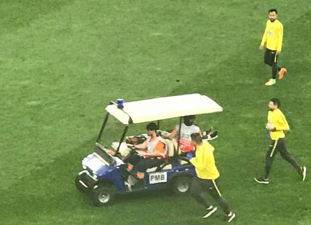 VIDEO + FOTO Ciocnire violentă în finalul primei reprize la FCSB - Craiova! Ambulanța a intervenit de urgență! Se impunea cartonașul roșu?