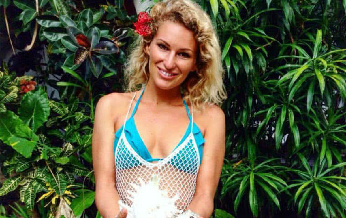 FOTO Totul pentru surfing » Se dezbracă în revistele pentru bărbați pentru a putea practica sportul ei favorit