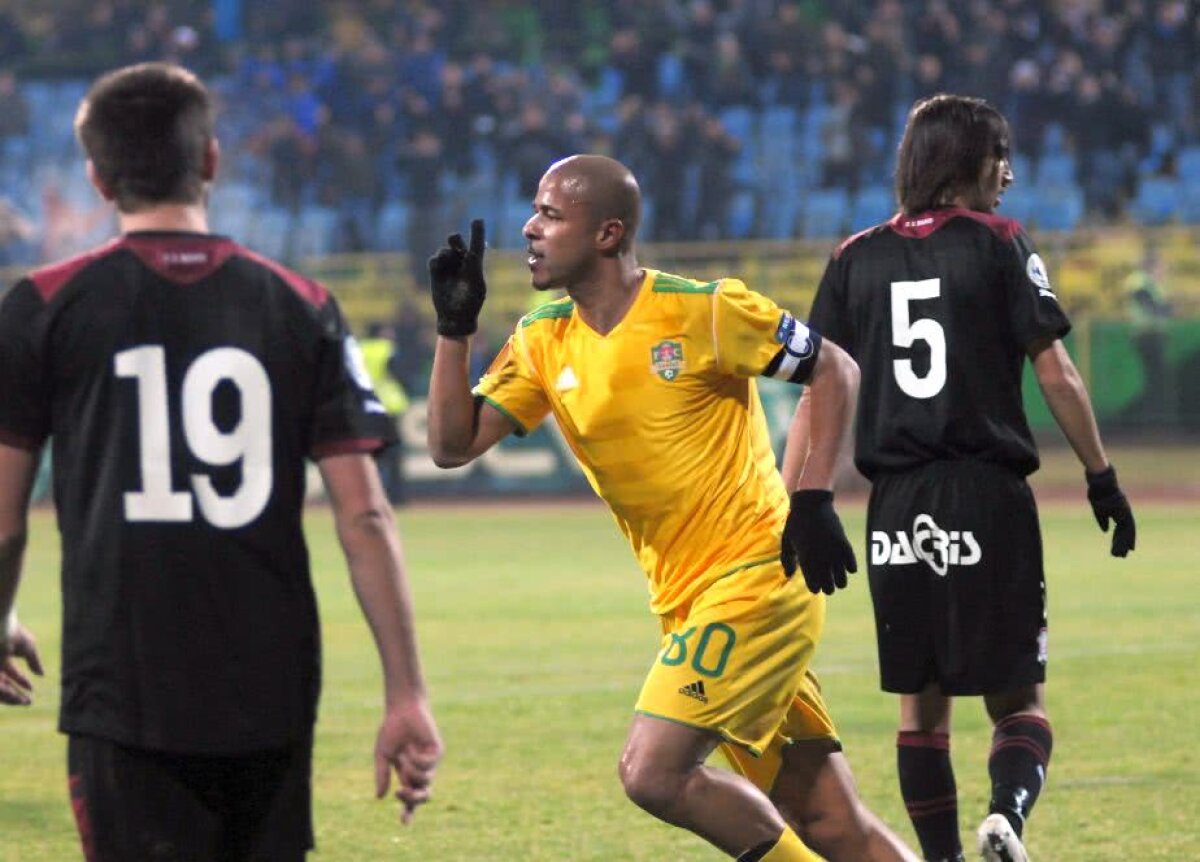 Dezvăluiri șocante despre unul dintre cei mai buni foști jucători din Liga 1: "A băut 62 de beri într-o noapte. A fost cules de sub mese"