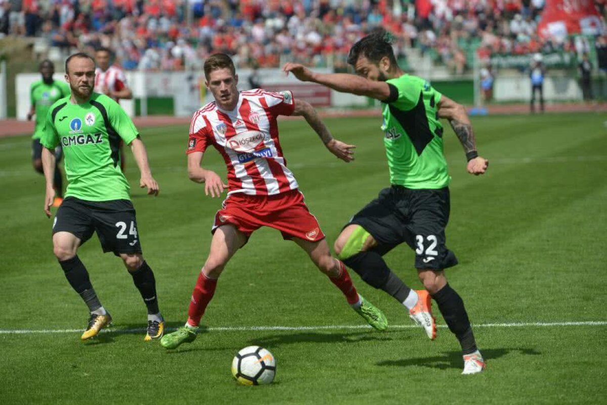 VIDEO +  FOTO » Spectacol în primul meci al zilei!  Sepsi - Gaz Metan a fost decis în minutul 90+1