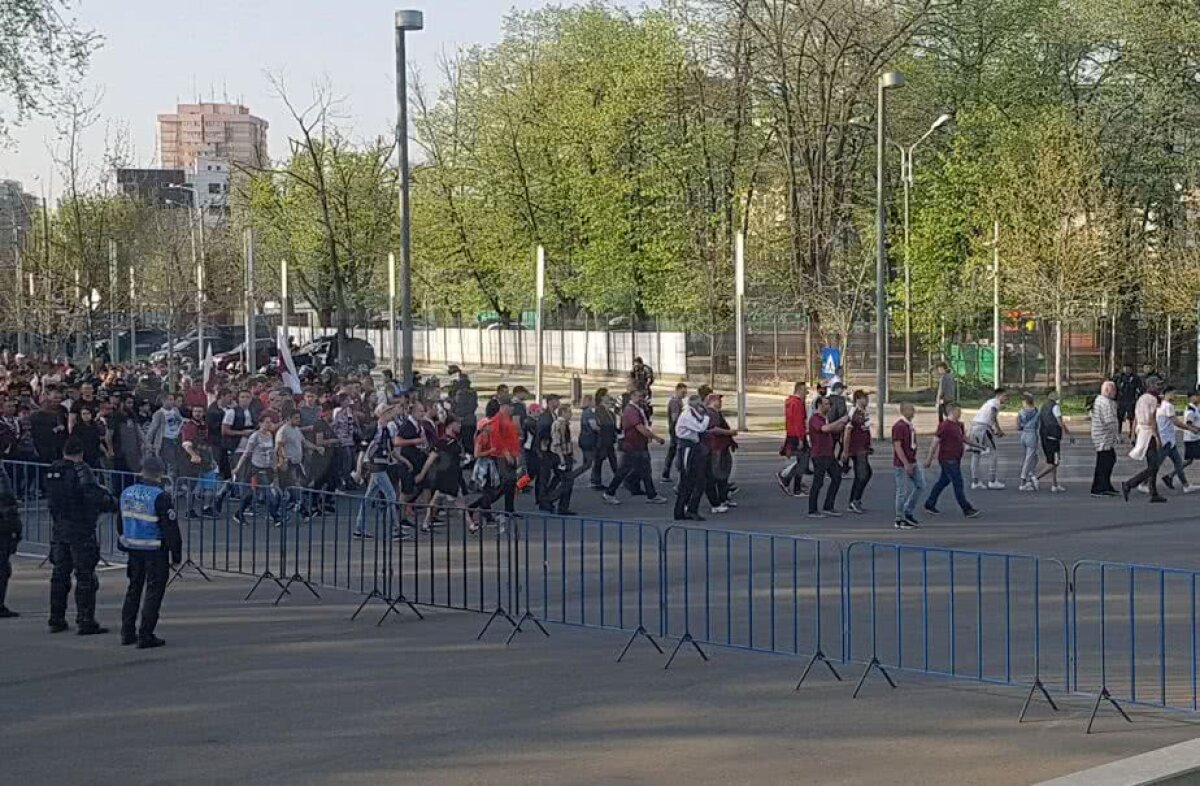CSA Steaua - Academia Rapid // VIDEO & FOTO Ultrașii Rapidului au ajuns la Arena Națională