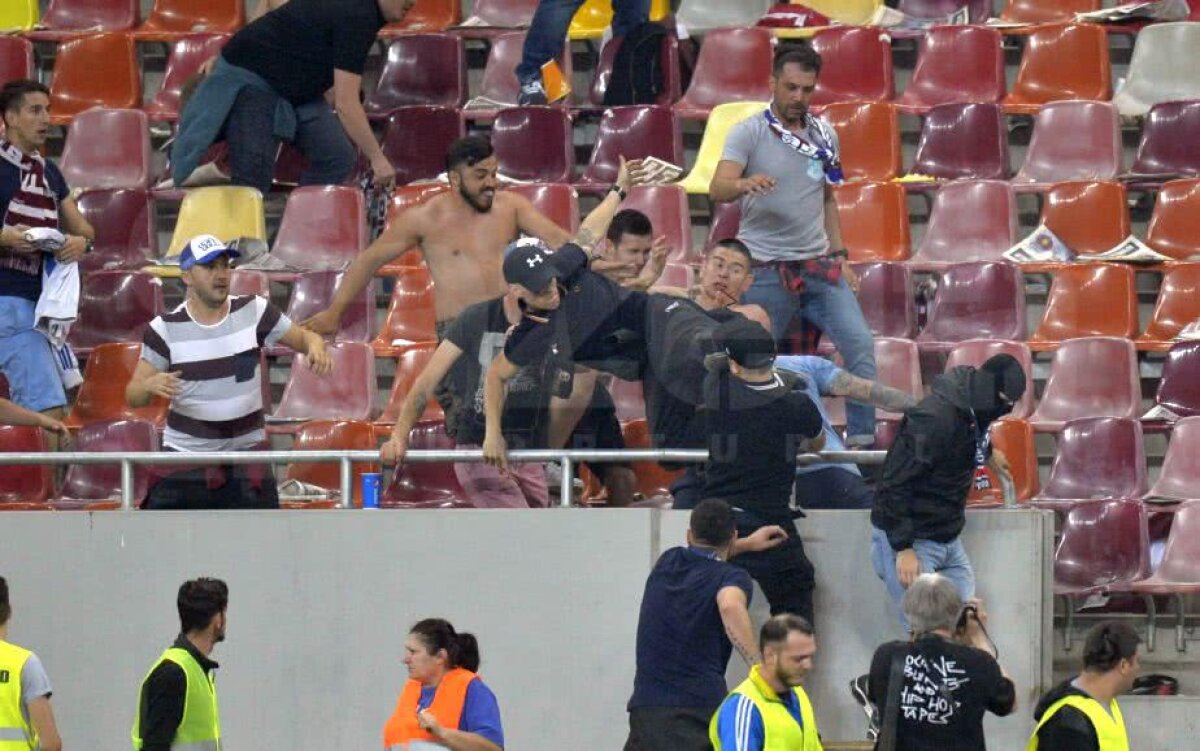 CSA STEAUA - ACADEMIA RAPID // UPDATE VIDEO & FOTO Scene reprobabile la derby-ul din Liga a 4-a! Steliștii au ieșit din peluză și s-au răfuit cu rapidiștii. Filmul evenimentelor: ce nu s-a văzut la TV