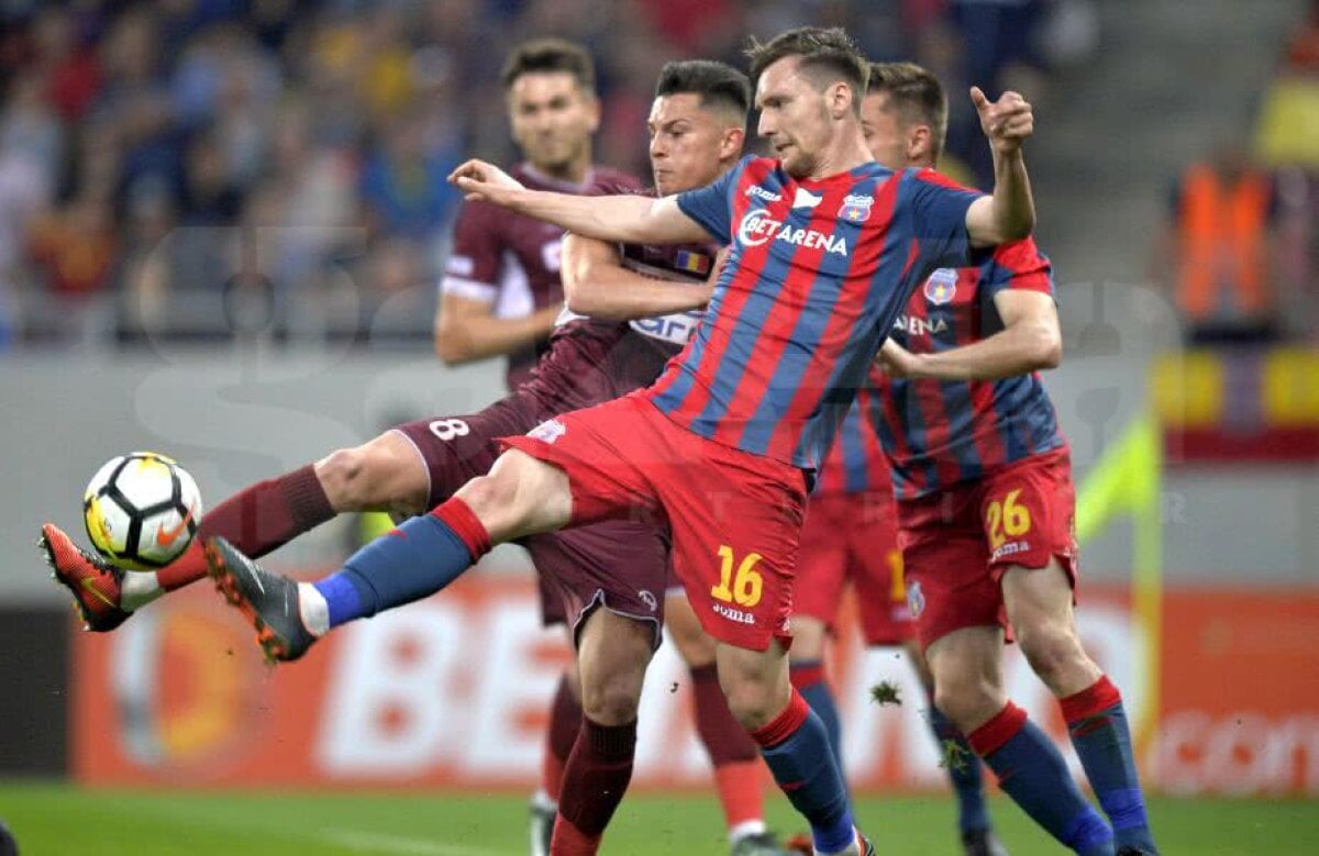 GALERIE FOTO Academia Rapid trece lejer de CSA Steaua, după un derby ca-n '90, cu show în tribune, huligani și 4 goluri » Asistență impresionantă pe Arena Națională: cifra oficială