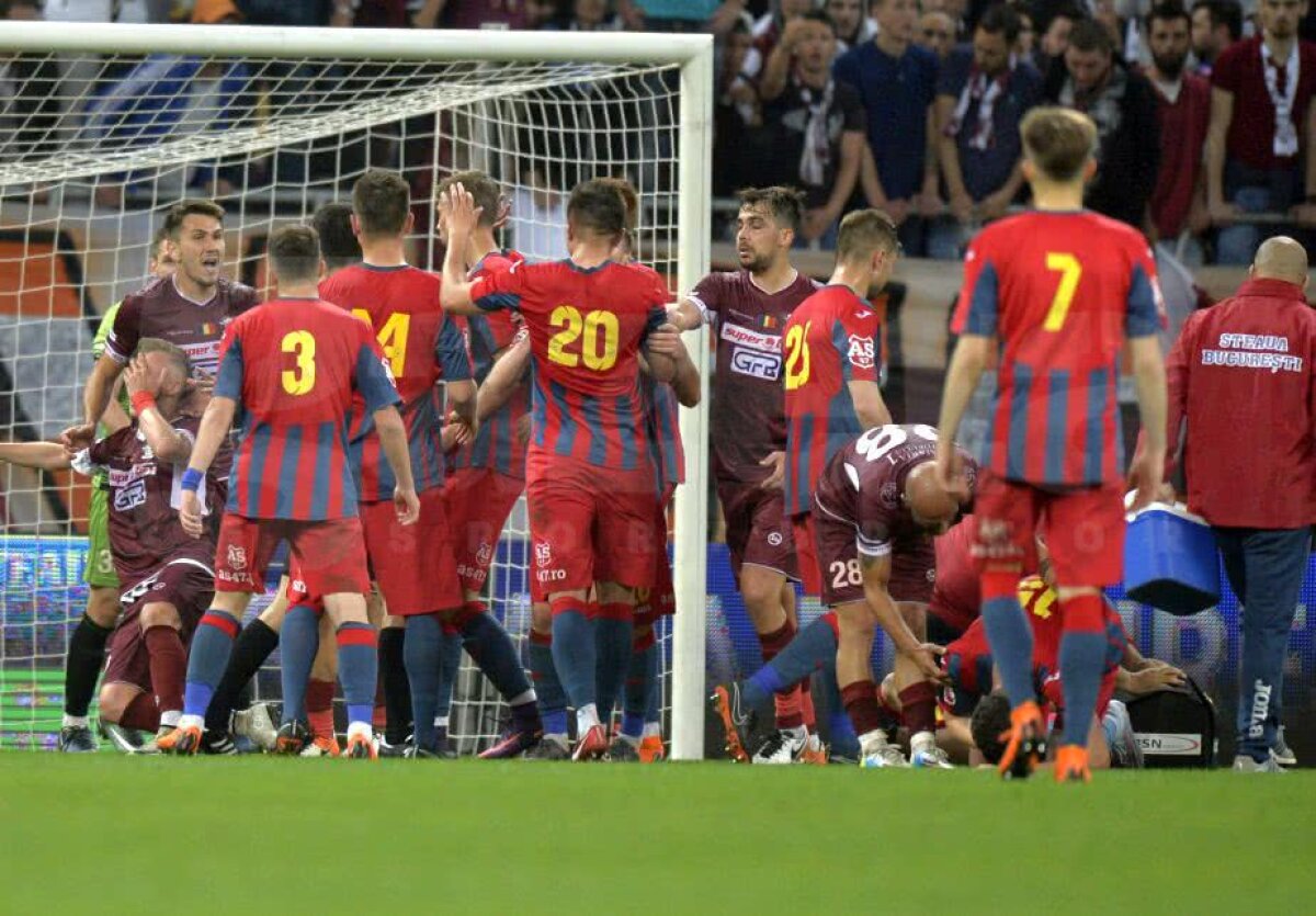 GALERIE FOTO Academia Rapid trece lejer de CSA Steaua, după un derby ca-n '90, cu show în tribune, huligani și 4 goluri » Asistență impresionantă pe Arena Națională: cifra oficială