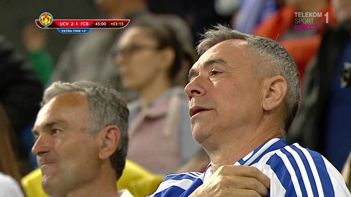 FOTO Momente tensionate! Cum a fost surprins socrul lui Alex Băluță la penalty-ul Craiovei 