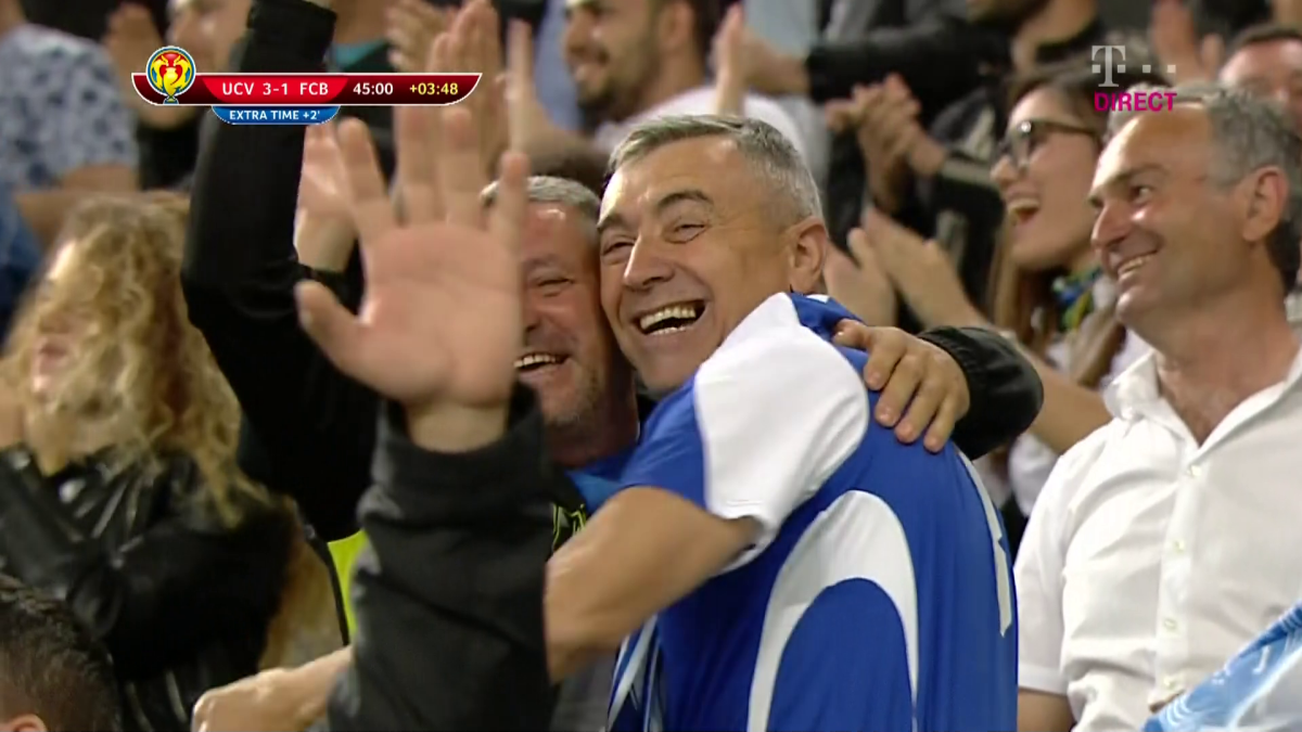 FOTO Momente tensionate! Cum a fost surprins socrul lui Alex Băluță la penalty-ul Craiovei 
