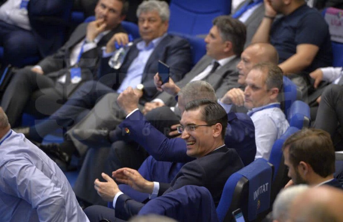 Mircea Lucescu aruncă mănușa: "Nimeni nu-l putea bate pe Burleanu! Nici Hagi, nici eu" + Râde de modul în care au sărbătorit: "A fost exprimarea unor frustrări"