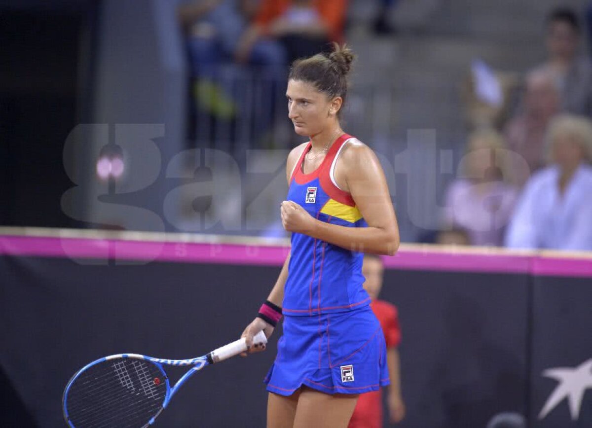 FED CUP // VIDEO + FOTO România - Elveția 2-0 » Victorii senzaționale pentru Halep și Begu în Cupa Fed! Totul despre meciuri AICI