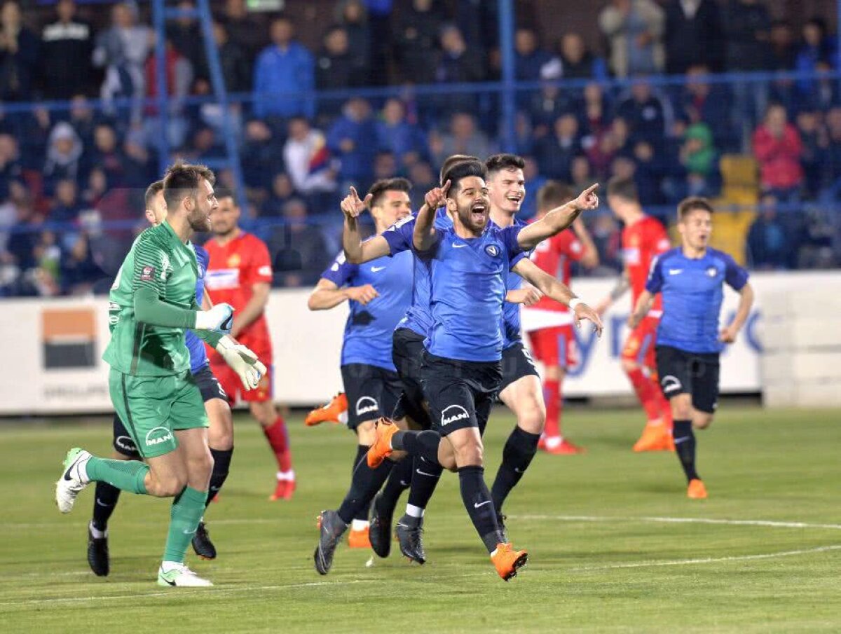 VIDEO + FOTO Xpectaculos! » FCSB salvează un punct la Ovidiu, după un meci nebun, cu 4 goluri. CFR o poate egala cu 7 zile înaintea finalei pentru titlu