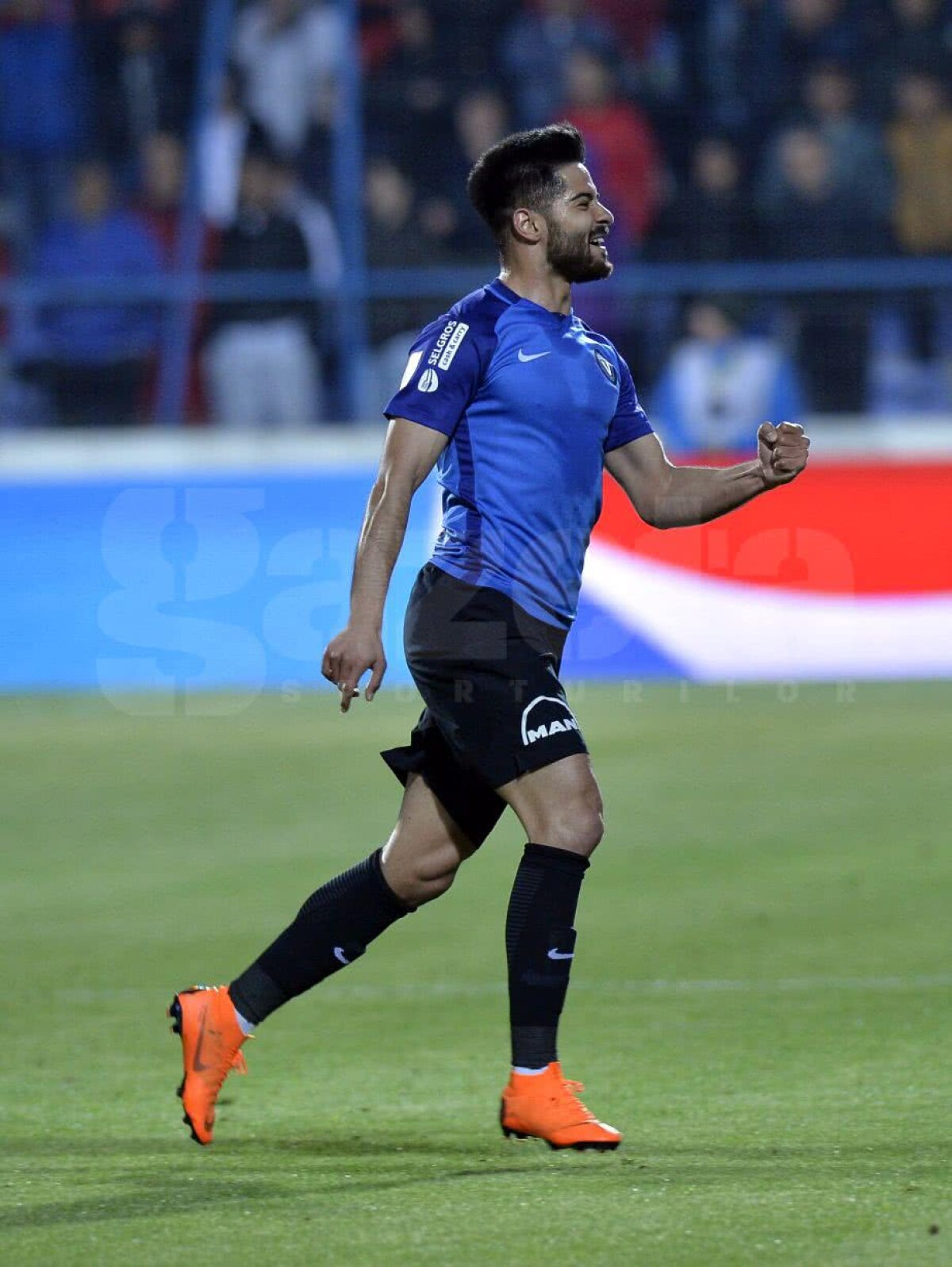 VIDEO + FOTO Xpectaculos! » FCSB salvează un punct la Ovidiu, după un meci nebun, cu 4 goluri. CFR o poate egala cu 7 zile înaintea finalei pentru titlu