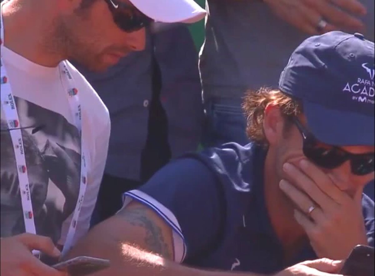 FOTO + VIDEO Moment nemaivăzut în ATP » Nadal a pus mâna pe telefon imediat după victoria cu Dimitrov și a trimis un mesaj-fulger: "Hai să facem asta cât mai repede!"