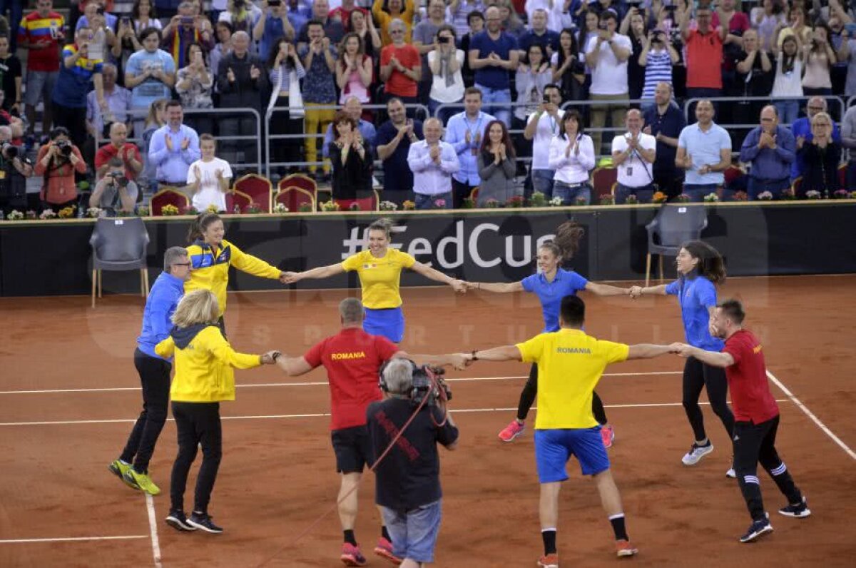 GALERIE FOTO Simona Halep țintește sus după calificarea în Grupa Mondială: "Trebuie să visăm la trofeul Fed Cup! Asta este dorința mea cea mai mare"