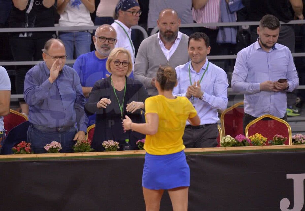 GALERIE FOTO Simona Halep țintește sus după calificarea în Grupa Mondială: "Trebuie să visăm la trofeul Fed Cup! Asta este dorința mea cea mai mare"