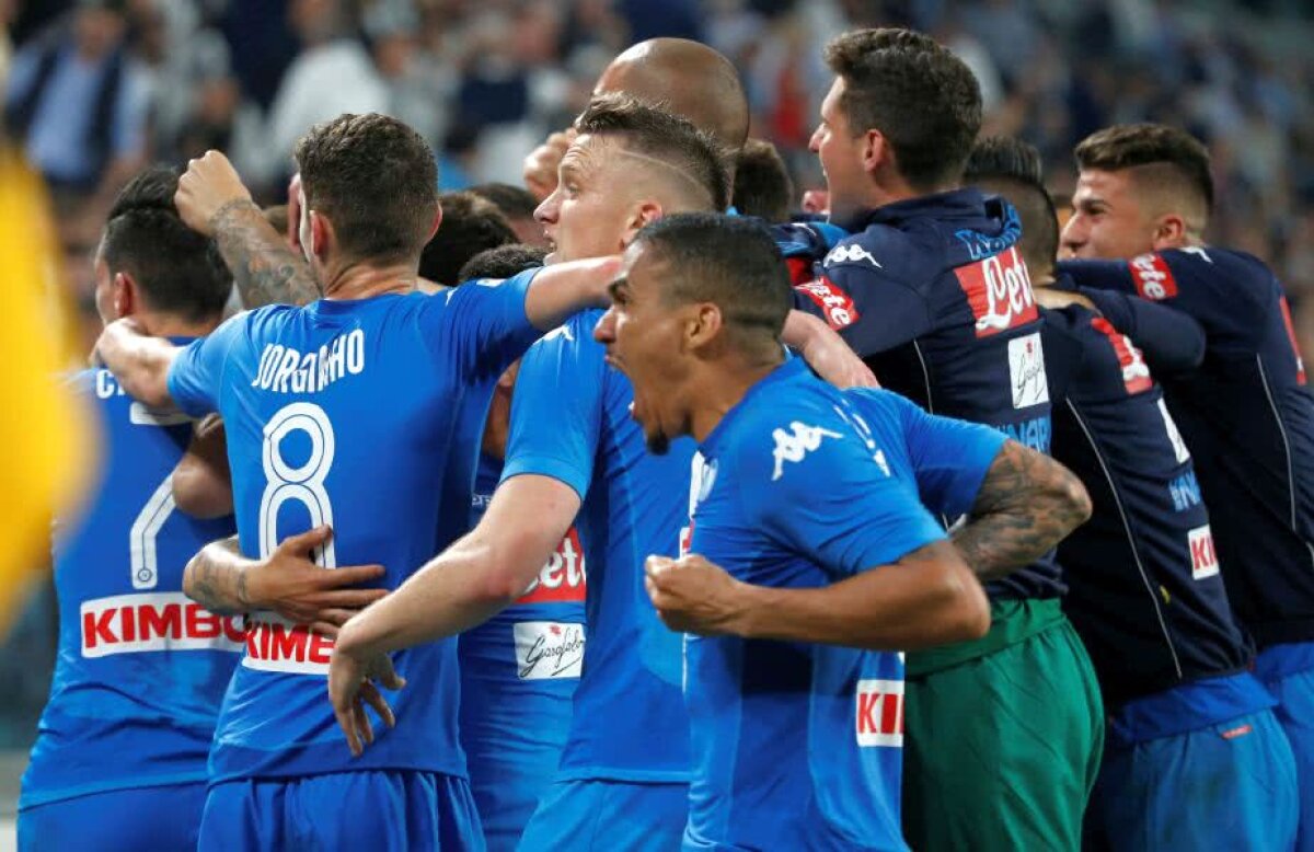 VIDEO + FOTO Nebunie în Serie A! Napoli câștigă dramatic cu Juventus și se apropie la un punct de lider. Cum a sărbătorit Chiricheș victoria în vestiar