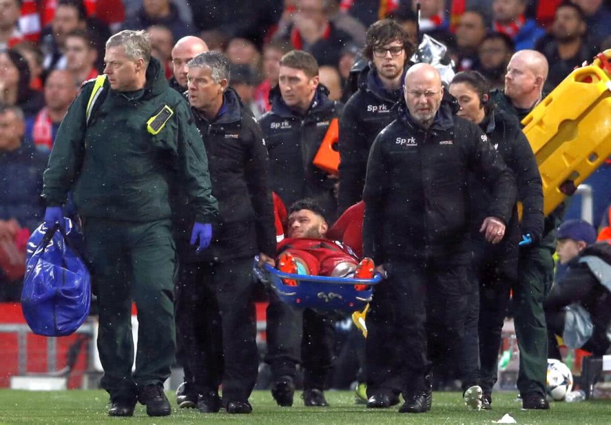 FOTO Accidentare teribilă în Liverpool - AS Roma » Ratează Campionatul Mondial din Rusia?