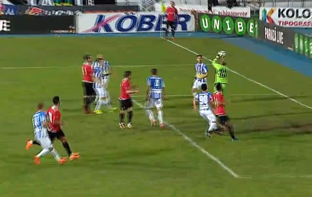 VIDEO Gafă incredibilă a portarului de la Poli Iași! Se înscrie pe lista celor mai mari erori din acest sezon