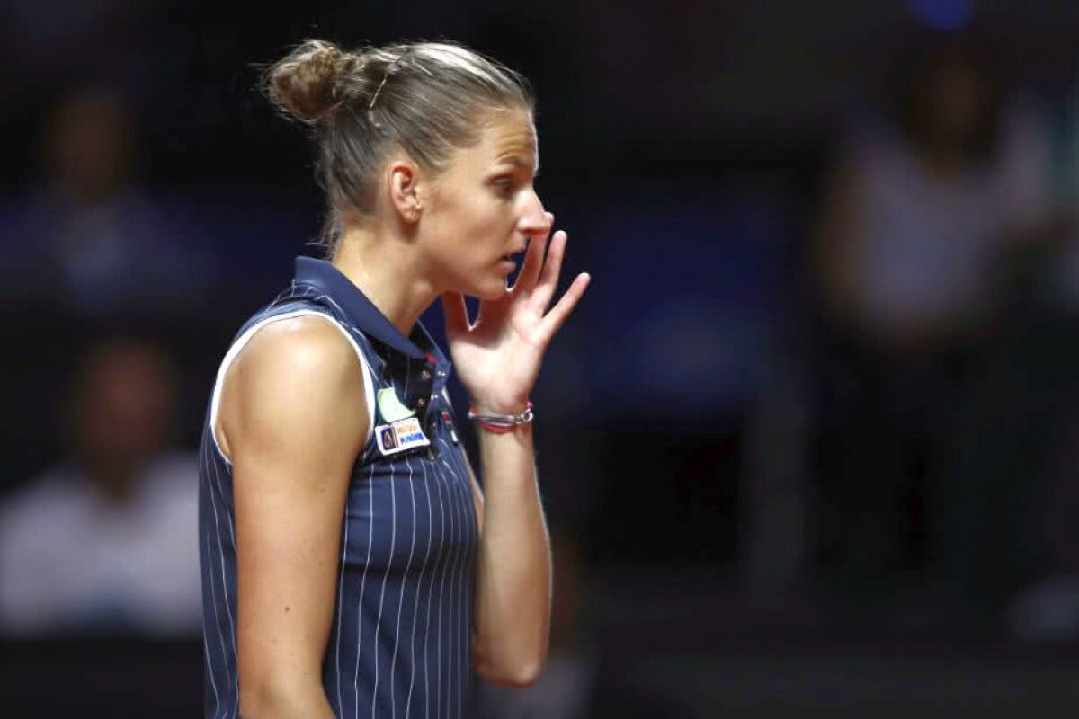 WTA STUTTGART // VIDEO + FOTO Karolina Pliskova a dat lovitura la turneul în care Simona Halep pornea ca mare favorită!