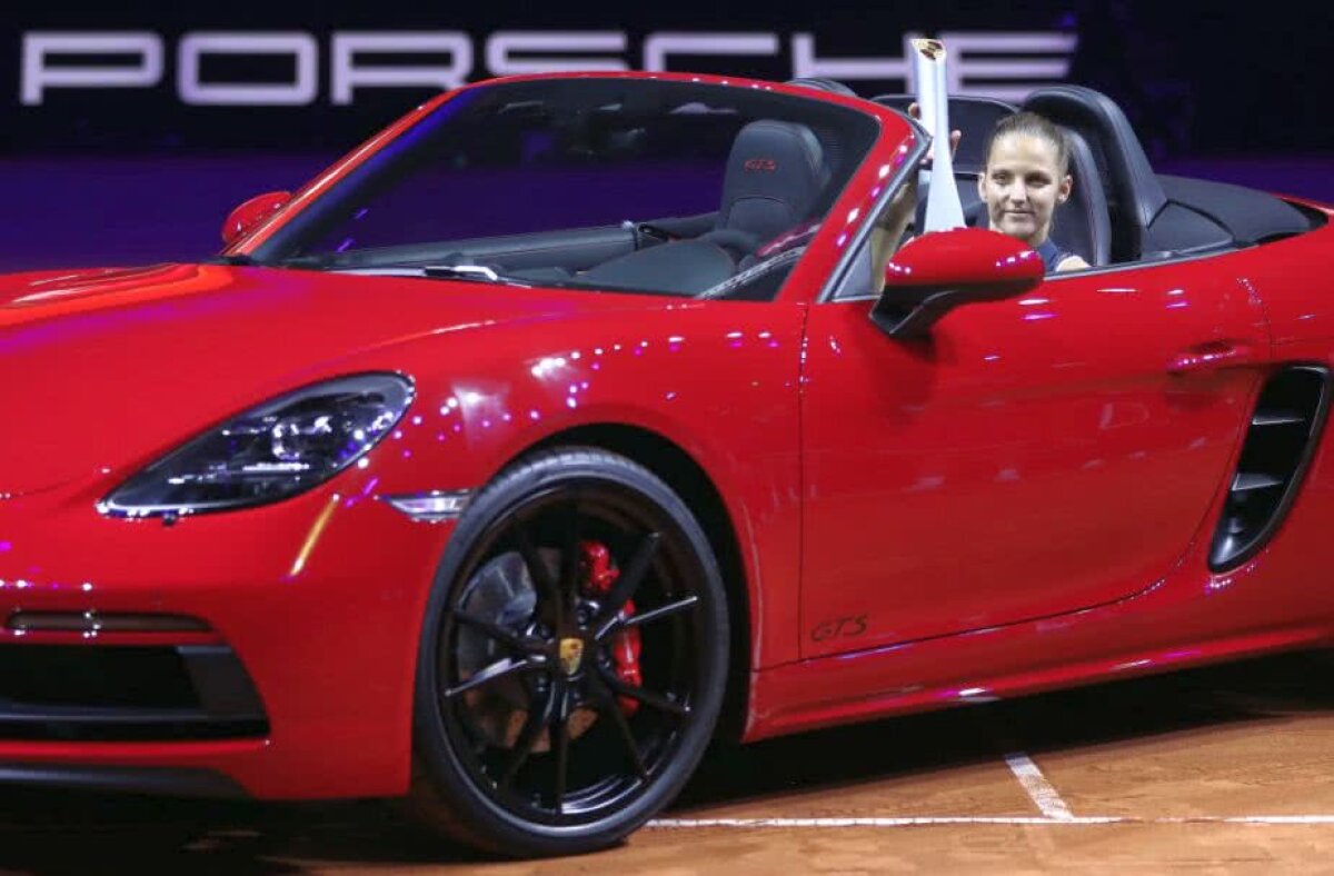 WTA STUTTGART // VIDEO + FOTO Karolina Pliskova a dat lovitura la turneul în care Simona Halep pornea ca mare favorită!