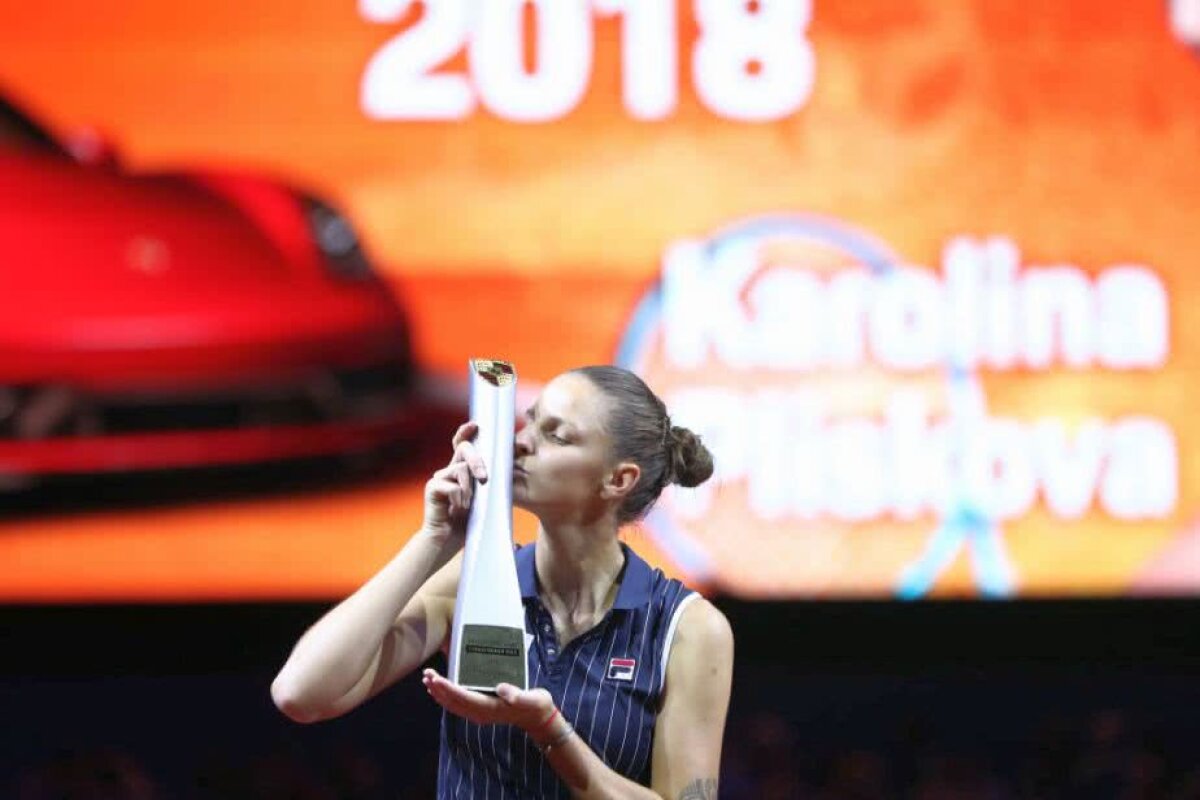 WTA STUTTGART // VIDEO + FOTO Karolina Pliskova a dat lovitura la turneul în care Simona Halep pornea ca mare favorită!