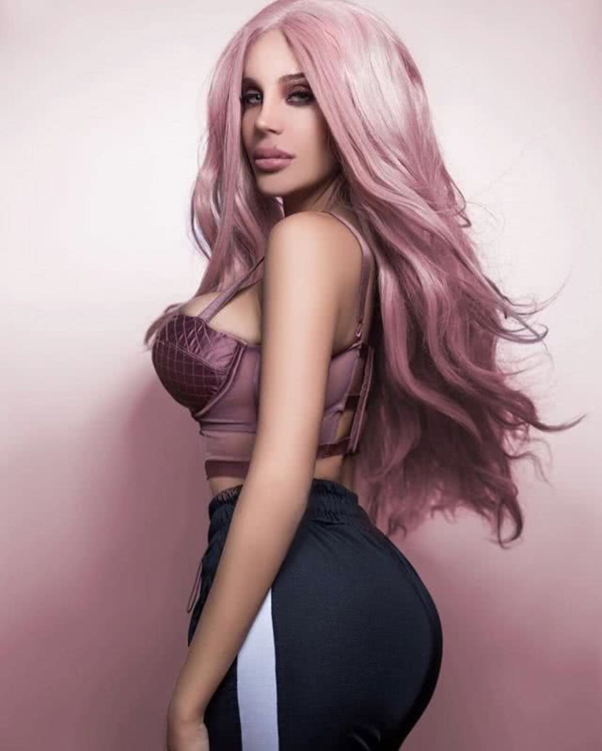 FOTO Bomba latina e fata lui Caniggia » Fiica unui fost star al fotbalului face show pe Instagram