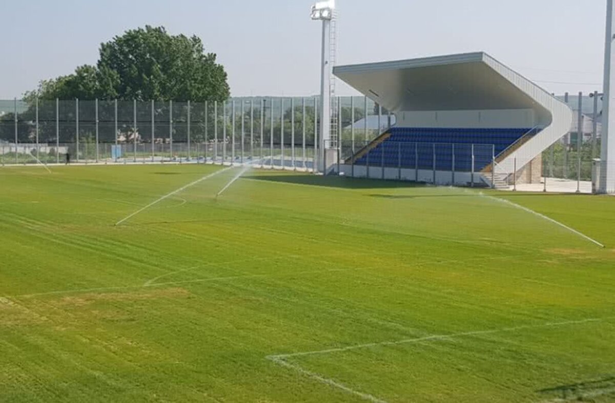 GALERIE FOTO E gata! Stadionul echipei lui Dragnea, inaugurat astăzi, la 7 luni de la vizita Gazetei » Dotări la standarde UEFA, însă e o problemă ;)