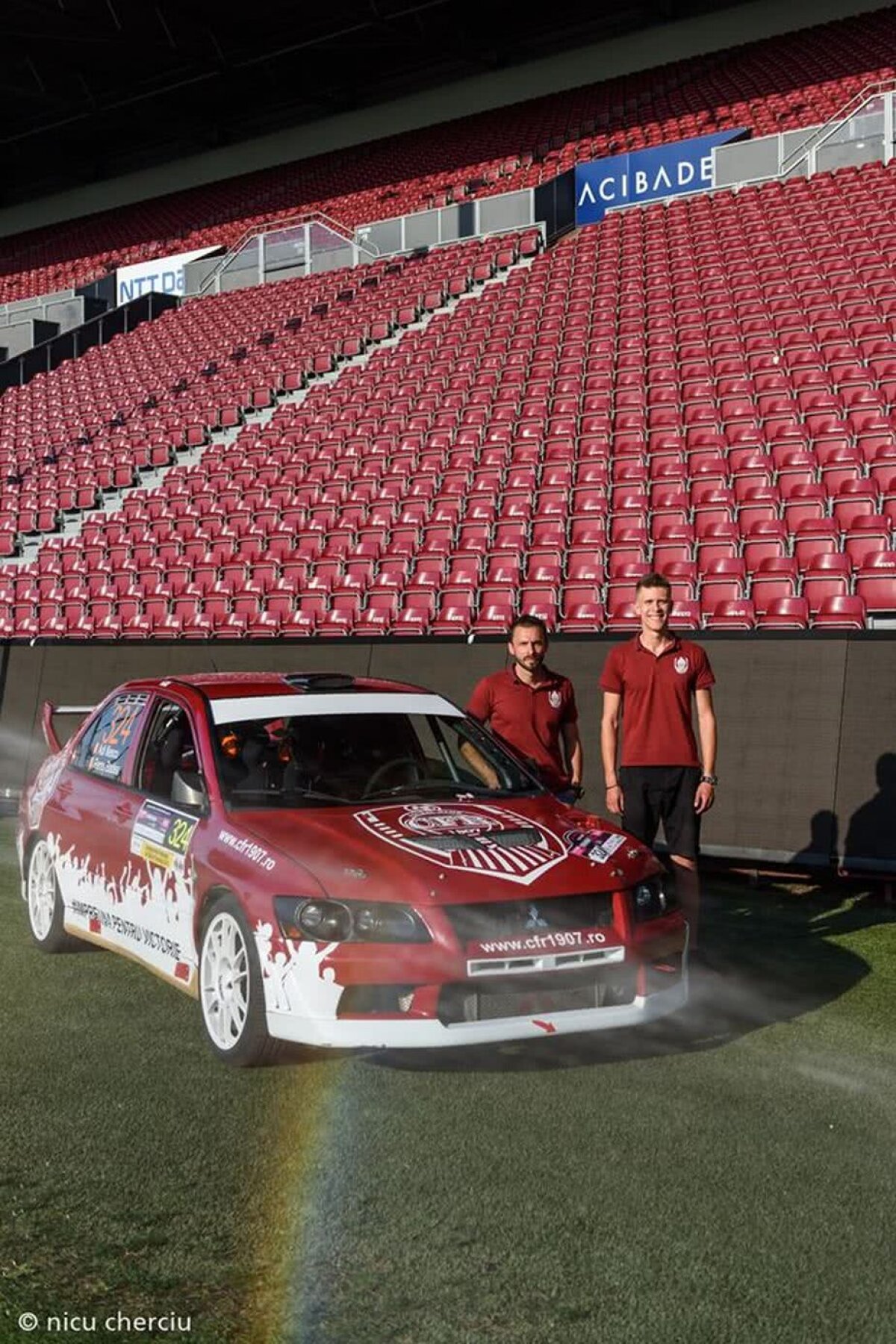 GALERIE FOTO "Familia CFR le urează multă baftă celor doi!" » Ce fac "feroviarii" înaintea meciului decisiv cu U Craiova