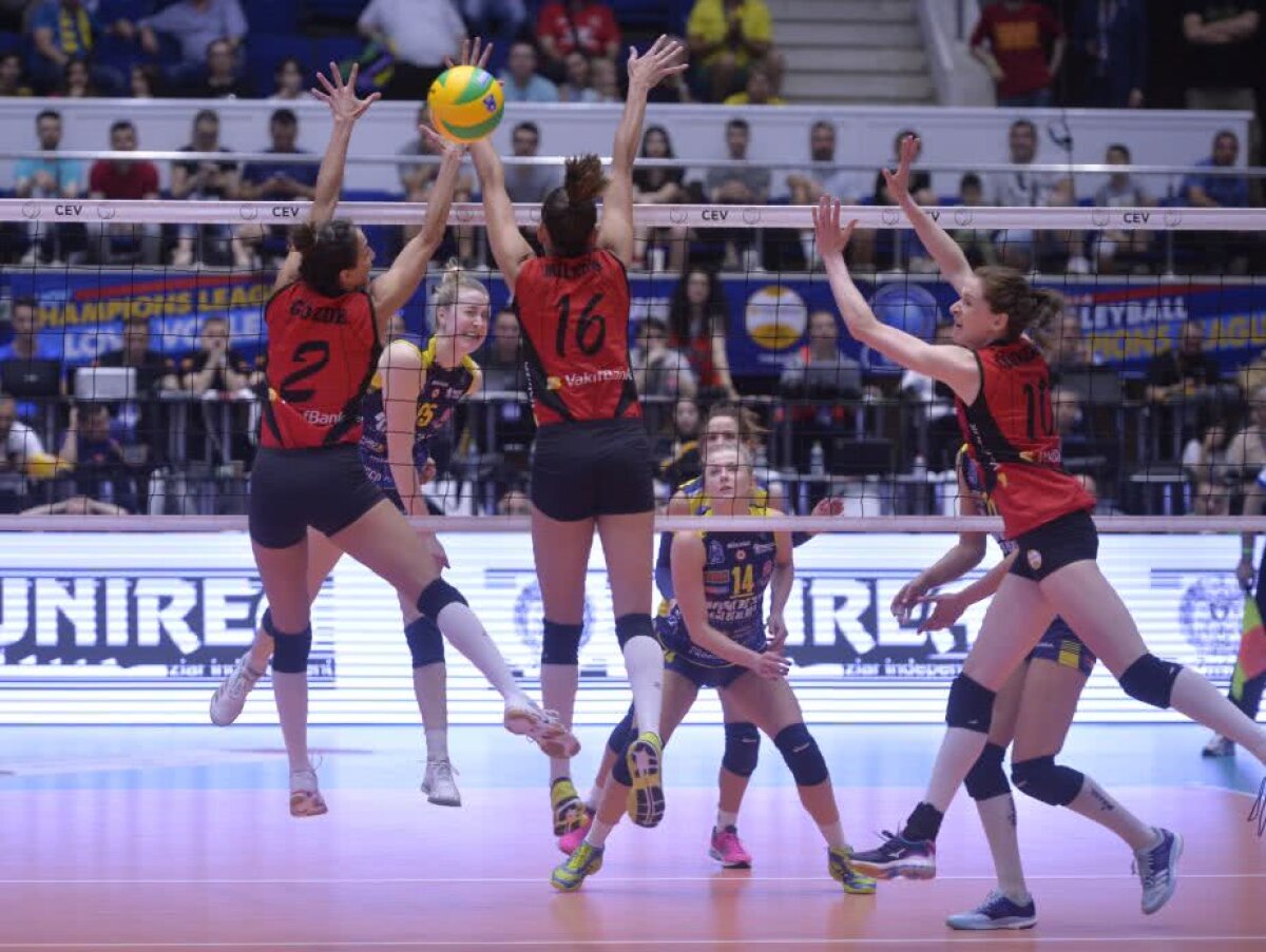 VIDEO + FOTO FABULOS! Continuă miracolul Volei Alba Blaj » Calificare ISTORICĂ în finala Ligii Campionilor, după un joc absolut PERFECT