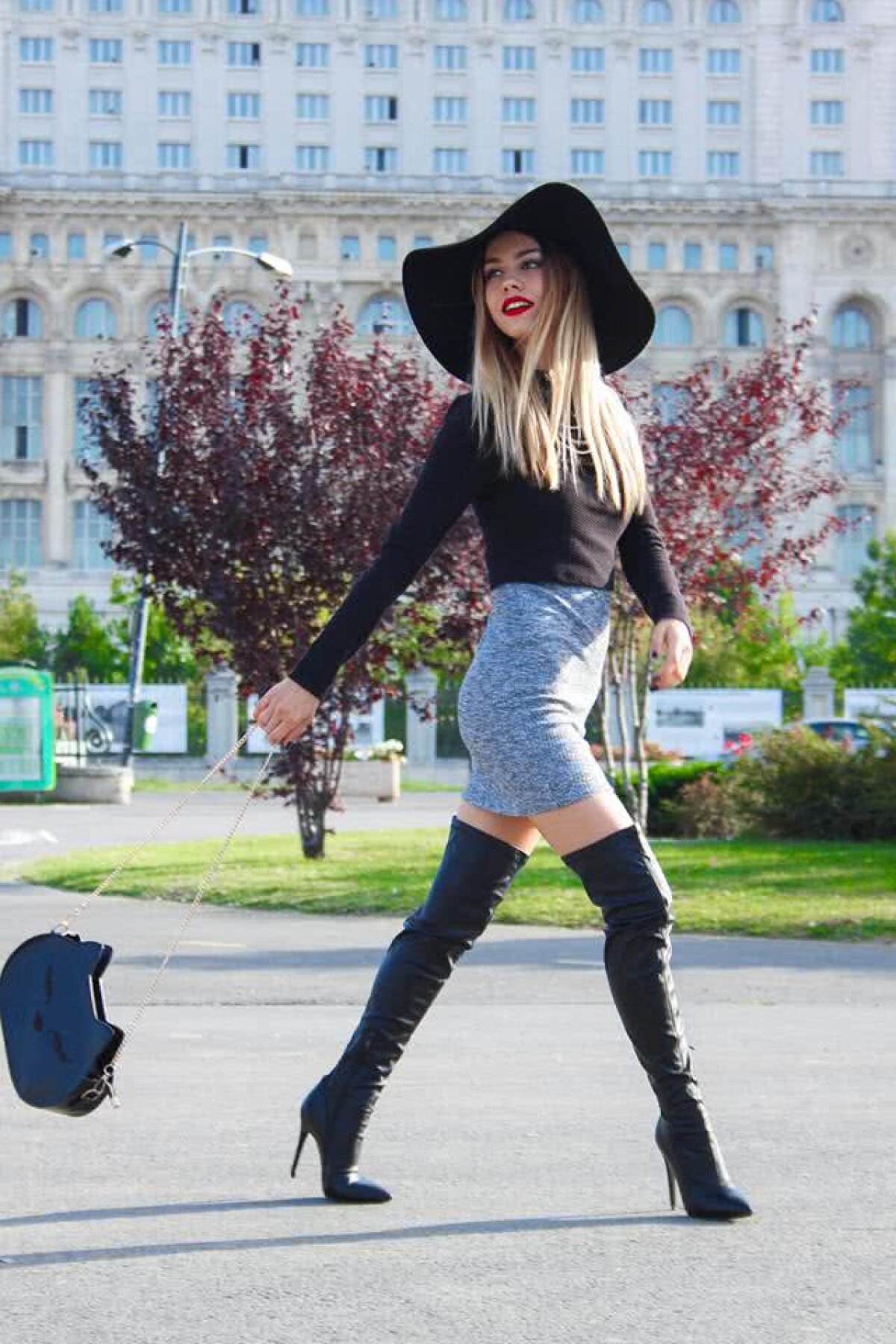 FOTO ”Regina perfectă” din România e fascinată de fotbal: "Ziua e prea scurtă, dar pentru sport găsesc mereu timp"