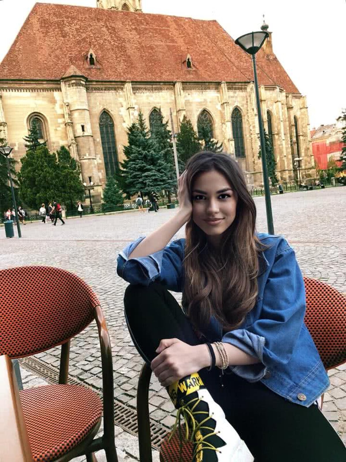 FOTO ”Regina perfectă” din România e fascinată de fotbal: "Ziua e prea scurtă, dar pentru sport găsesc mereu timp"