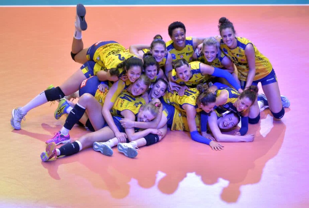 VIDEO+FOTO Înfrânte, dar intră în istorie! Volei Alba Blaj a pierdut finala Ligii Campionilor, în fața turcoaicelor de la Vakifbank