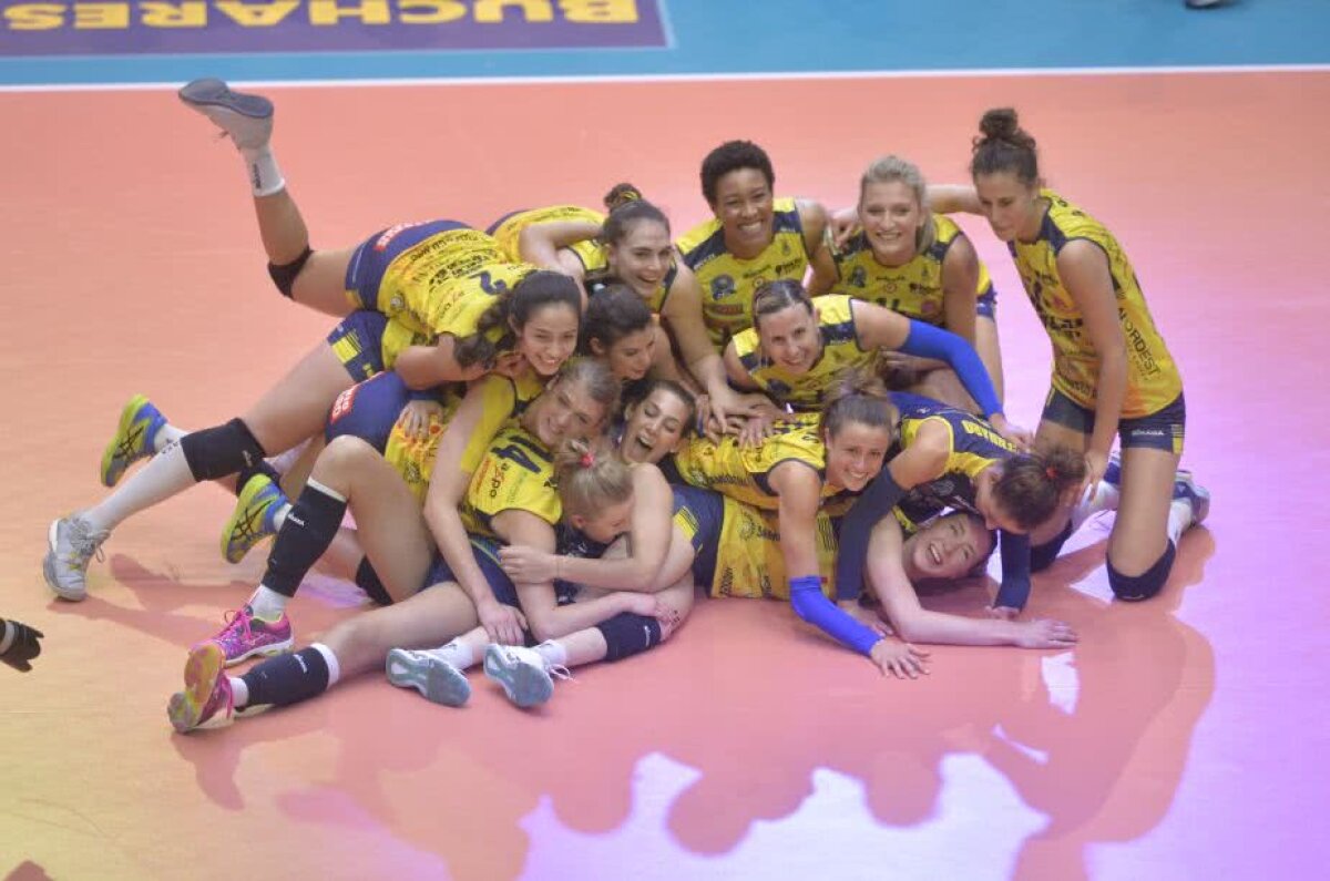 VIDEO+FOTO Înfrânte, dar intră în istorie! Volei Alba Blaj a pierdut finala Ligii Campionilor, în fața turcoaicelor de la Vakifbank