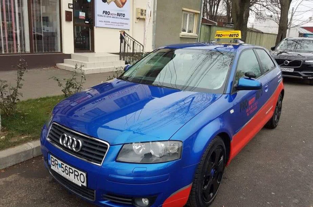 FOTO Fosta mașină a lui Iniesta, la o școală de șoferi din România » Cum s-a ajuns aici :D