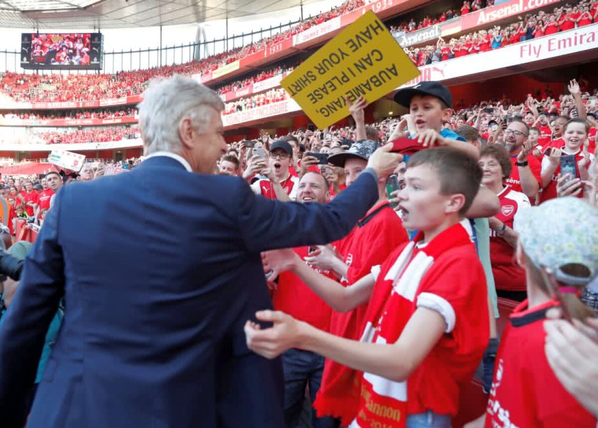 VIDEO+FOTO Wenger, mesaj emoționant pentru fani la despărțirea de Emirates: ”Îmi veți lipsi. Arsenal e un mod de viață. E mai mult decât fotbalul”