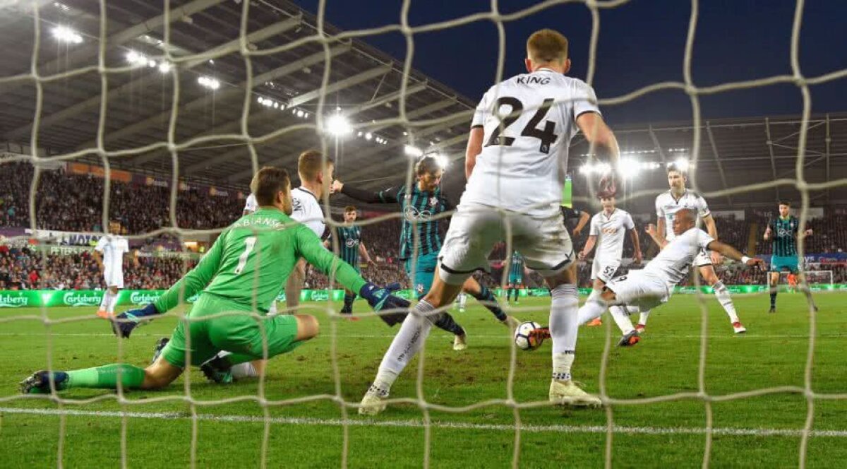 VIDEO + FOTO A bătut United și Tottenham și a căzut! » Știm numele celei de-a doua echipe retrogradate din Premier League