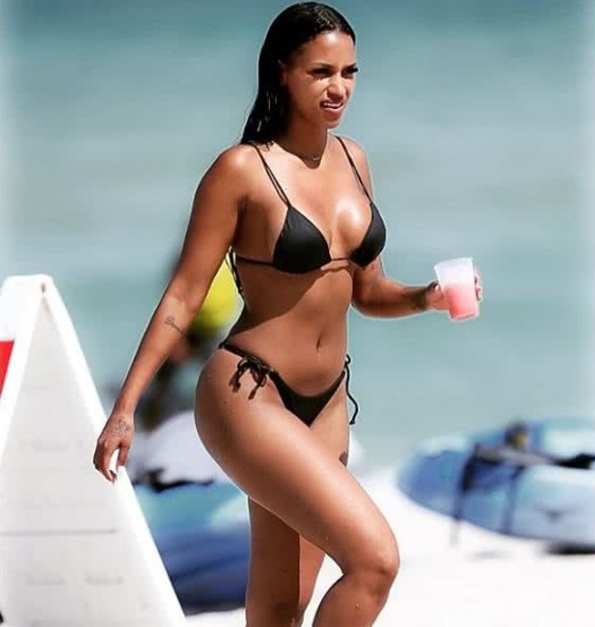 FOTO Război total! Balotelli către fosta lui iubită: ”Nici măcar un selecționer nu a avut așa mulți fotbaliști ca tine”