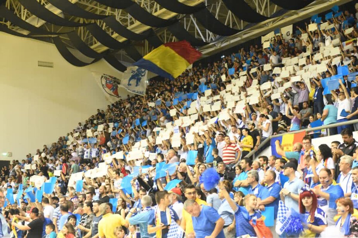 VIDEO + FOTO Atmosfera SENZAȚIONALĂ din sala Polivalentă a purtat SCM Craiova spre trofeul Cupei EHF!