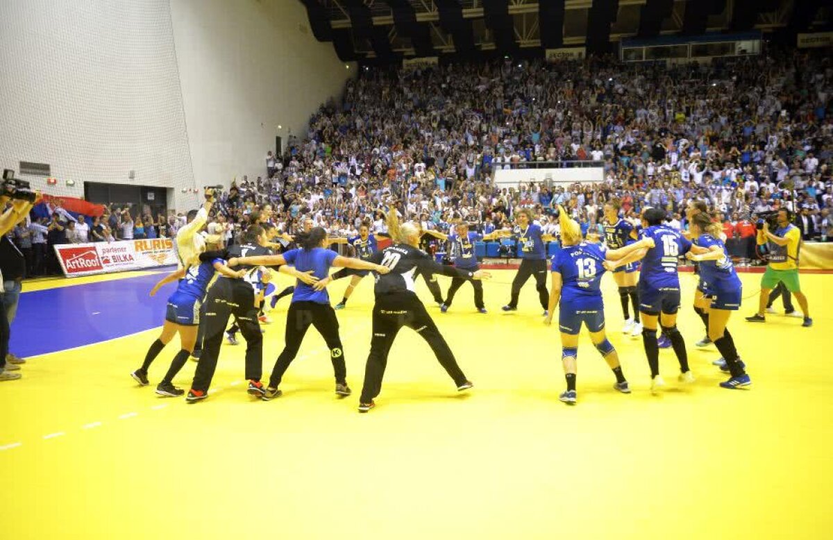 VIDEO + FOTO // SCM Craiova CÂȘTIGĂ Cupa EHF! Final absolut DRAMATIC cu Kristiansand » Dumanska a apărat două lovituri IMPOSIBILE în ultimele 10 secunde