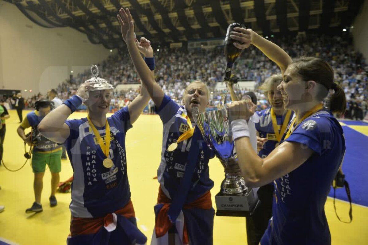VIDEO + FOTO // SCM Craiova CÂȘTIGĂ Cupa EHF! Final absolut DRAMATIC cu Kristiansand » Dumanska a apărat două lovituri IMPOSIBILE în ultimele 10 secunde